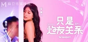 เด็กหญิง Lecherous ละทิ้งความรักที่จะประกอบอาชีพของนักแสดงลามกอนาจาร