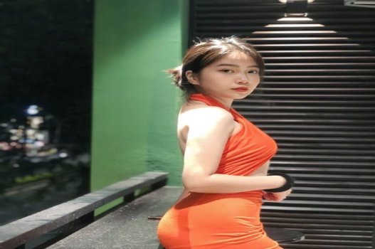 Ngo Thi Minh 2k5 ถูกเปิดเผยภาพถ่ายร้อนกับแฟนของเธอในห้องส่วนตัว